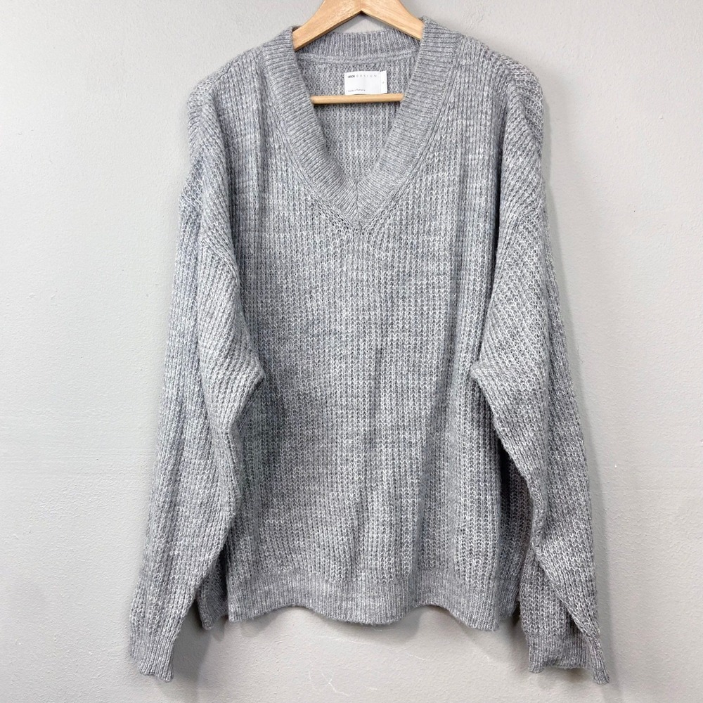 ASOS DESIGN V-Neck Sweater‎ Womens Size L Gray Oversized Knit Jumper Long Sleeve